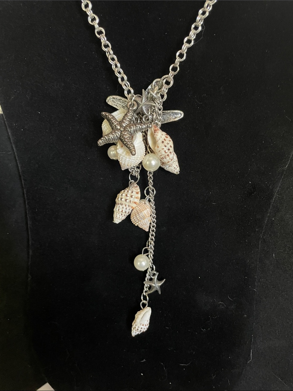 Silver Shell & Starfish Dangle Necklace and Matching Earrings 8/21/6